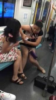 撕衣视频,揭秘时尚潮流背后的秘密