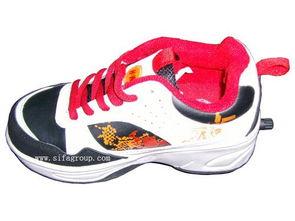 暴走鞋视频,潮流运动新宠，带你领略速度与激情