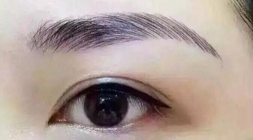 美瞳线视频,打造迷人电眼，轻松掌握化妆技巧